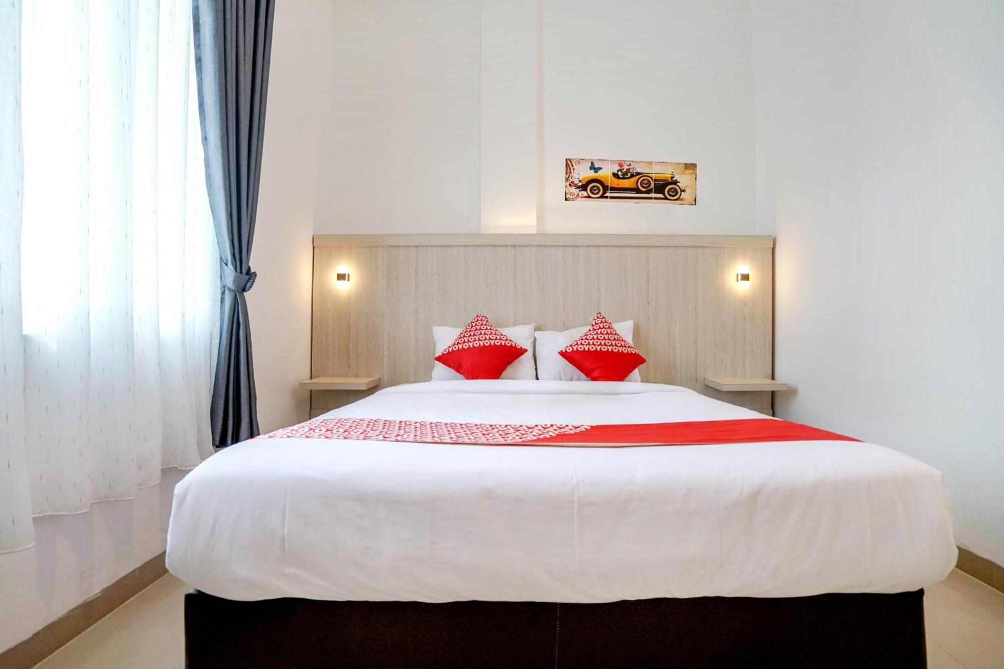 Oyo Life 1299 Balcony Orange Homestay Palembang Bagian luar foto
