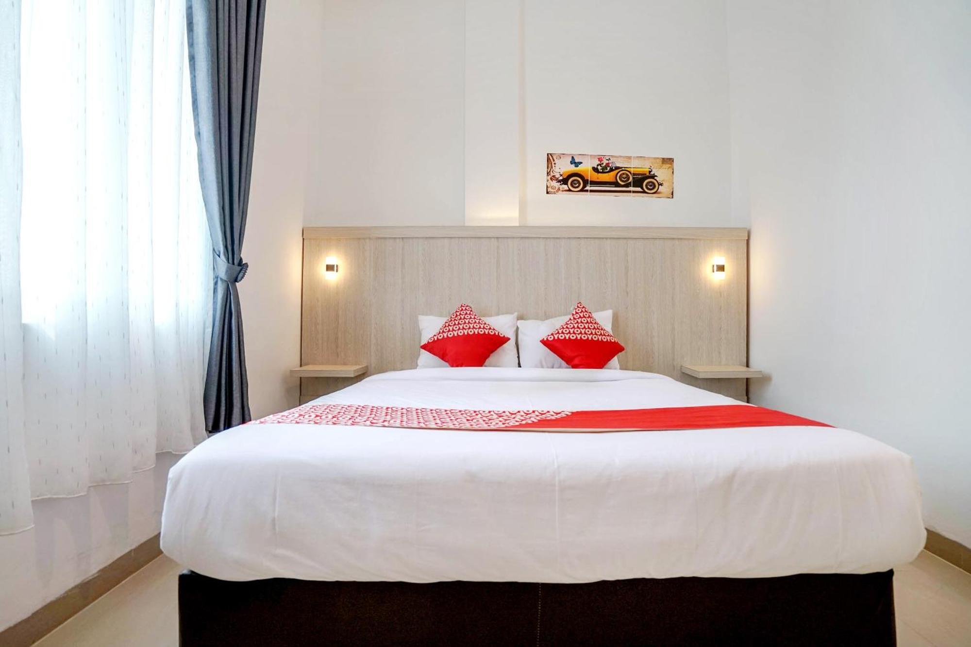 Oyo Life 1299 Balcony Orange Homestay Palembang Bagian luar foto